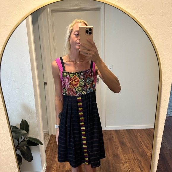 Dresses & Skirts - 🌟SALE🌟 Hand embroidered jumper dress​​​